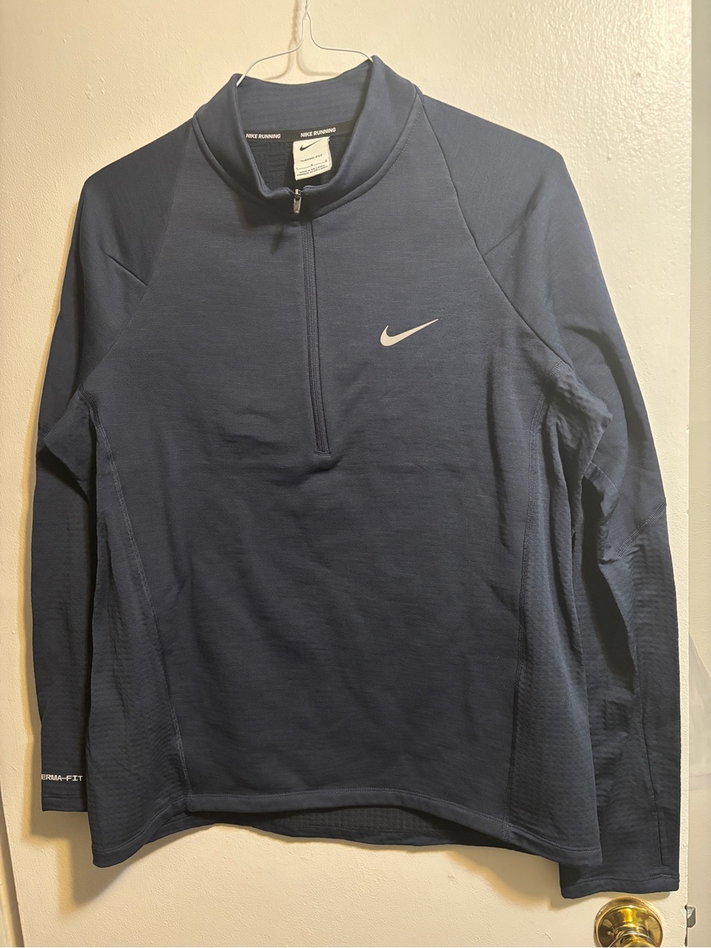Nike Men’s Dark Blue Quarter-Zip Therma-fit Running Top, GUC